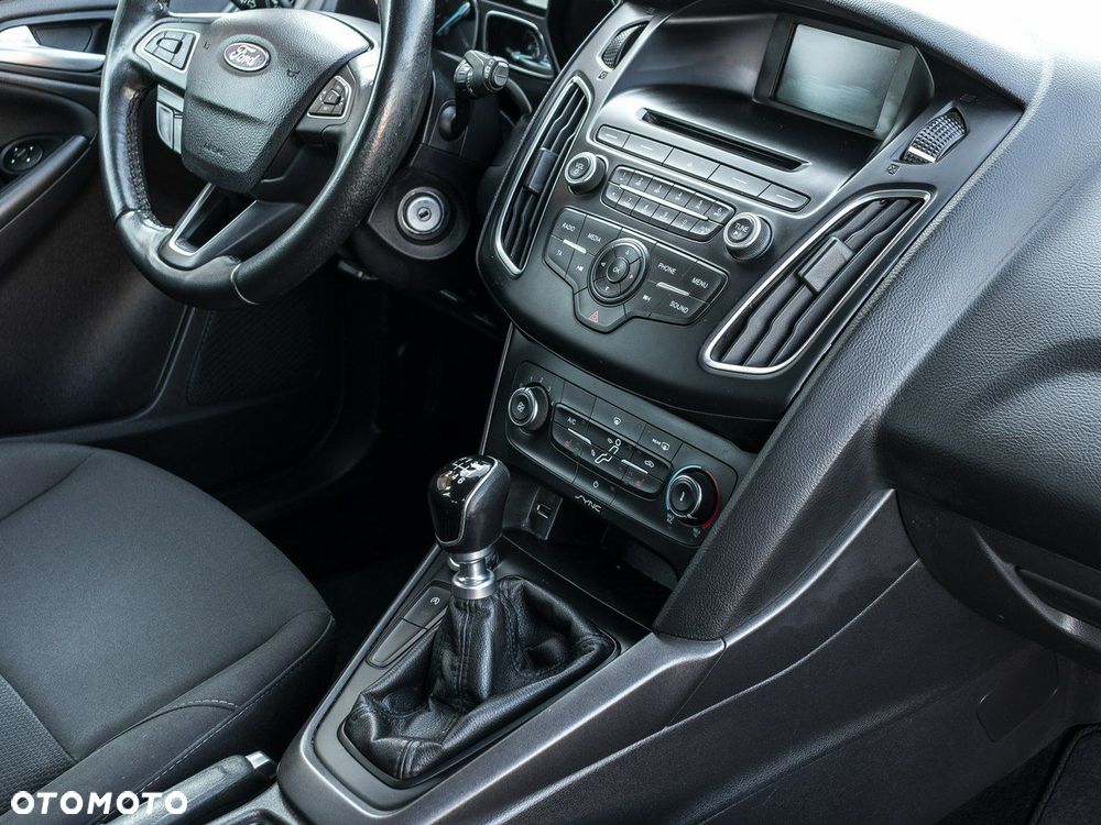 Ford Focus - 16
