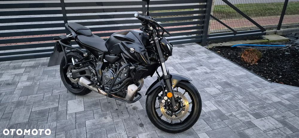Yamaha MT - 1