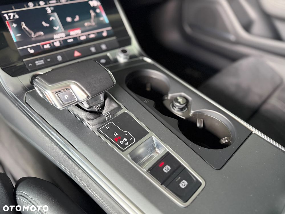 Audi A6 Allroad - 18
