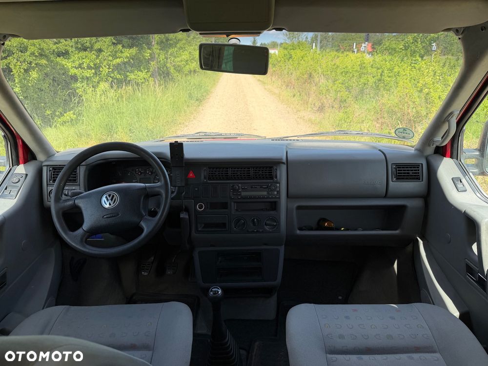 Volkswagen Multivan Standard - 13