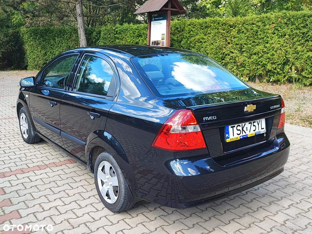 Chevrolet Aveo 1.2 16V Base / Classic - 8