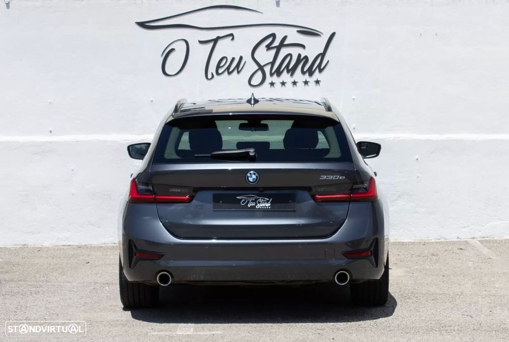 BMW 330 e Aut. Sport Line - 4