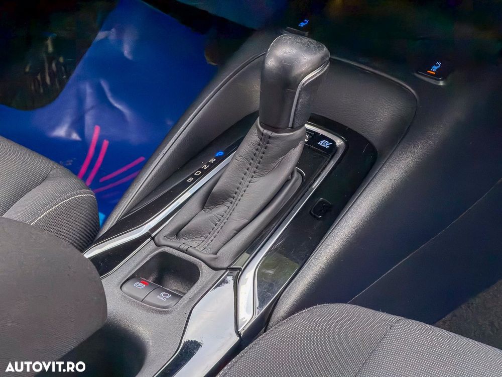 Toyota Corolla 1.8 Hybrid Touring Sports Business Edition - 10