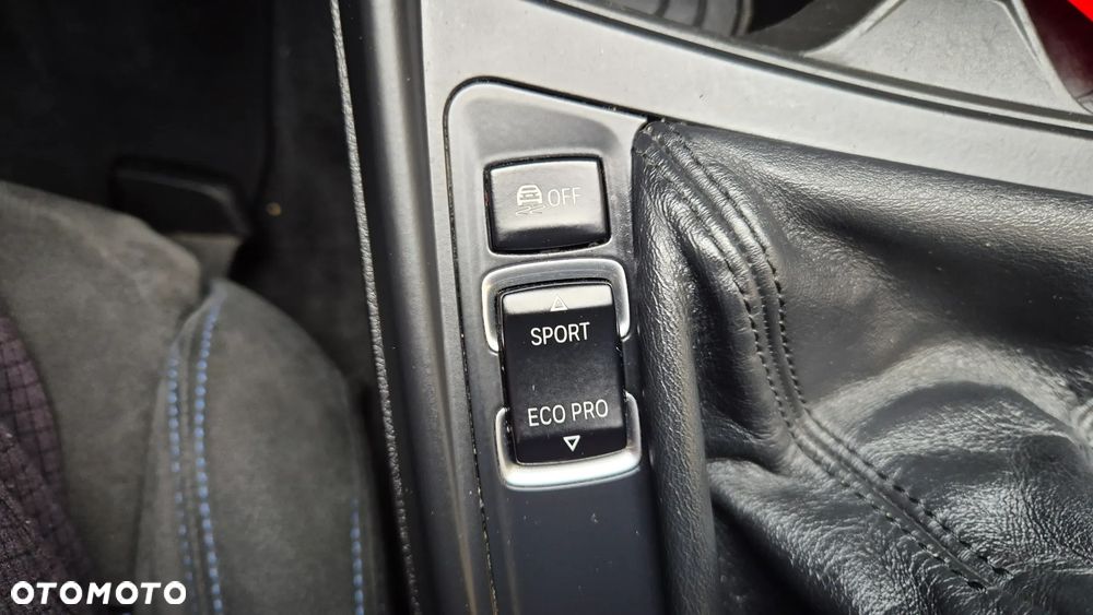 BMW Seria 1 125d Sport Line - 25