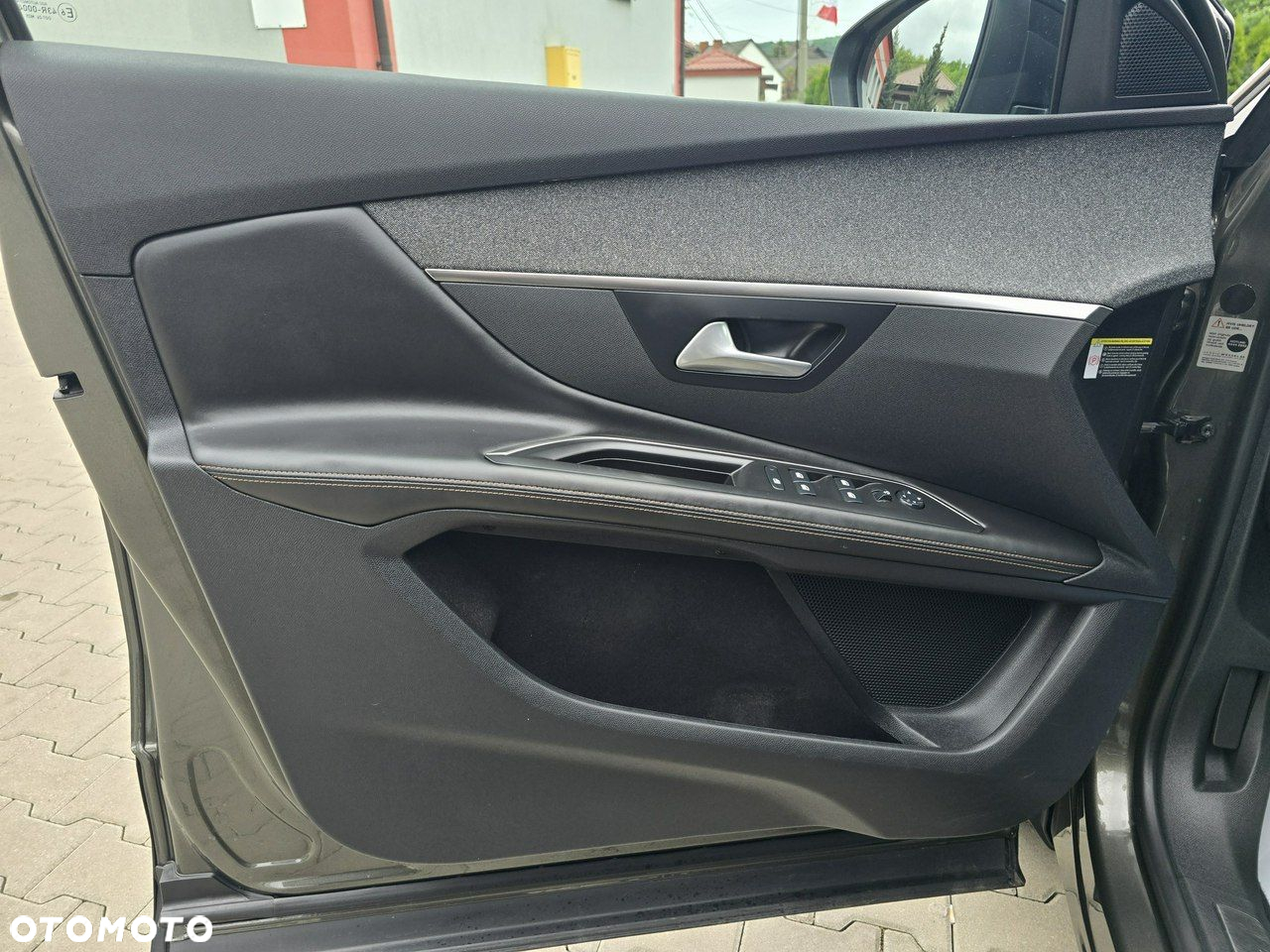 Peugeot 3008 1.5 BlueHDi GT S&S EAT8 - 19