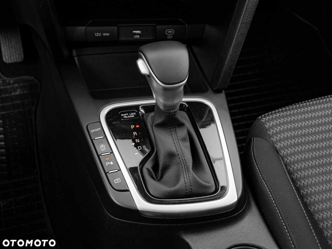 Kia Ceed 1.5 T-GDI M DCT - 19