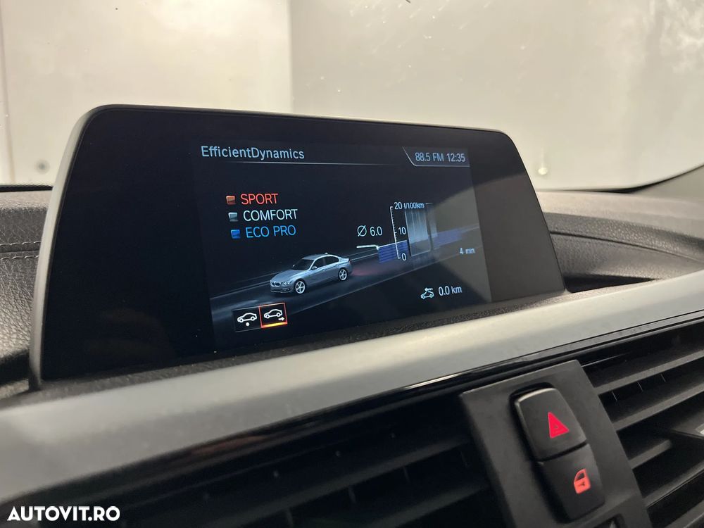 BMW Seria 3 318d Aut. Advantage - 27