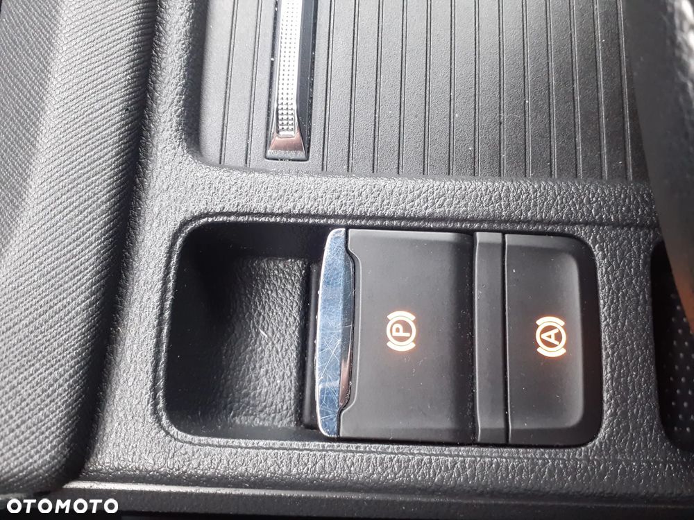 Skoda Octavia 1.5 TSI ACT Ambition - 24