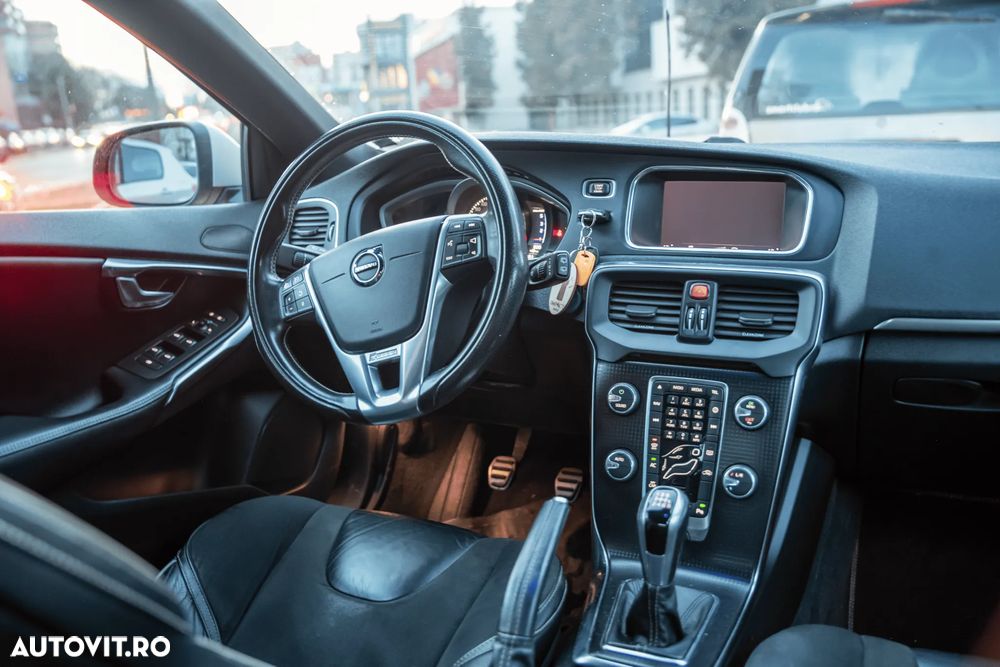 Volvo V40 D3 RDesign - 3