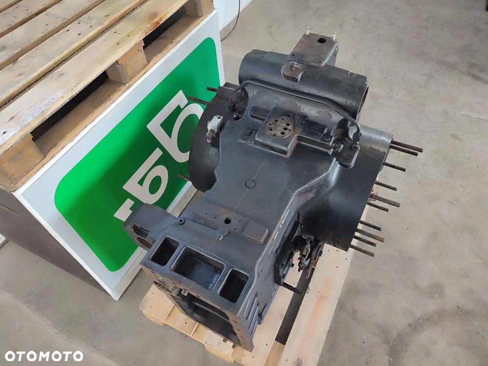 Dyferencjał tył 87650218 NEW HOLLAND T7050 - 9