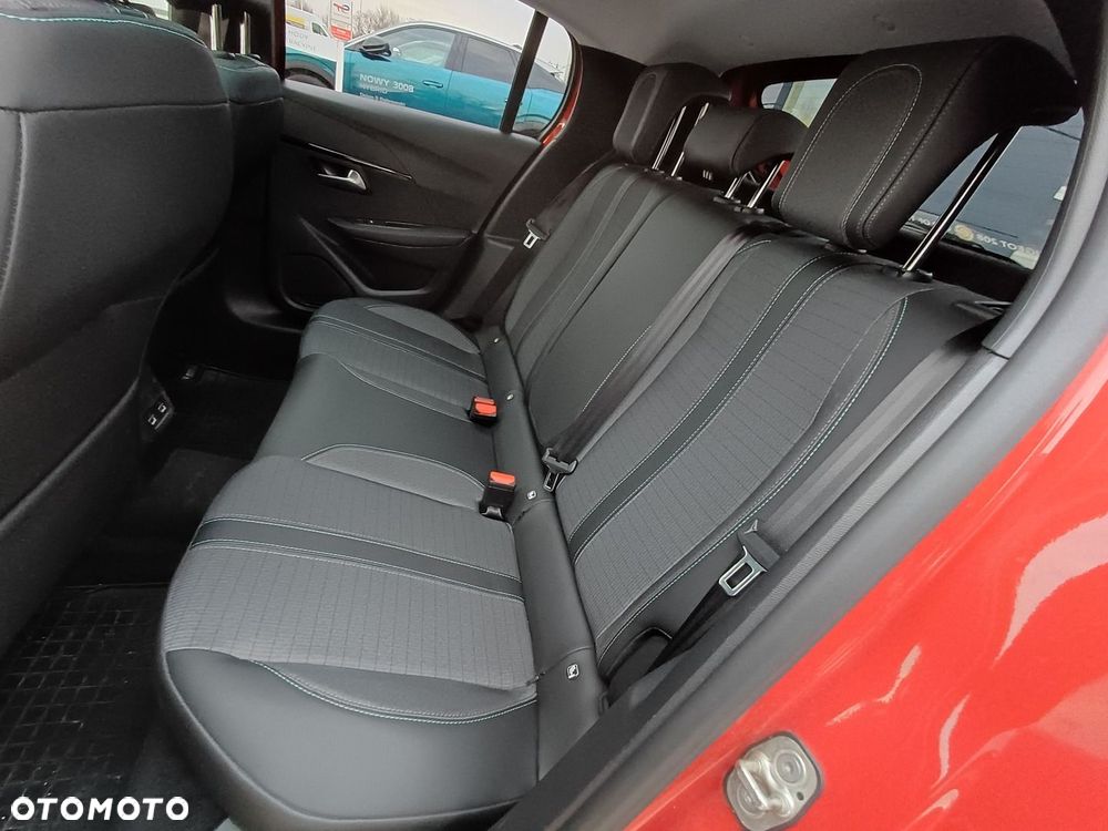 Peugeot 208 1.2 PureTech Allure Pack S&S EAT8 - 33