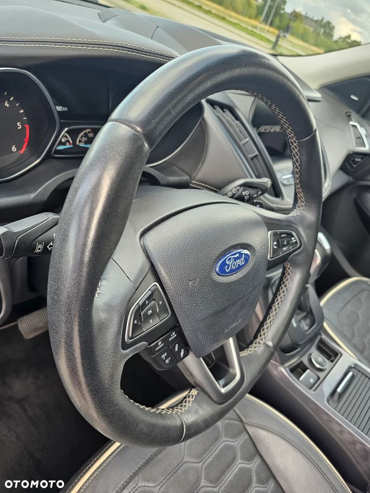 Ford Kuga 2.0 TDCi 4x4 Vignale - 17