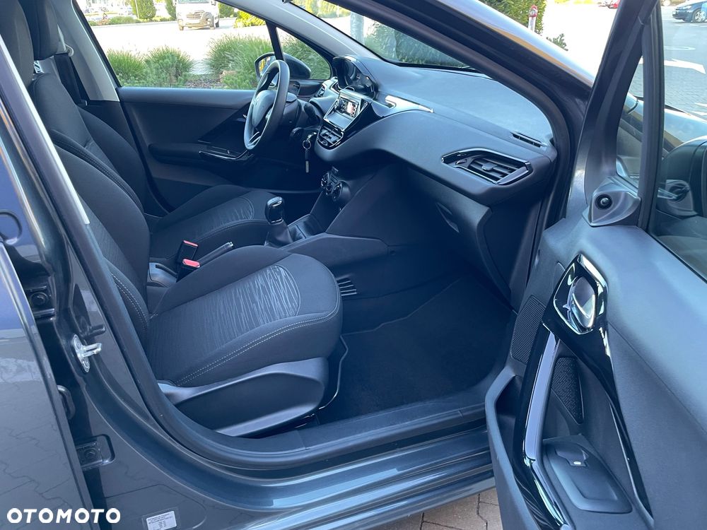 Peugeot 208 1.2 PureTech Active - 14