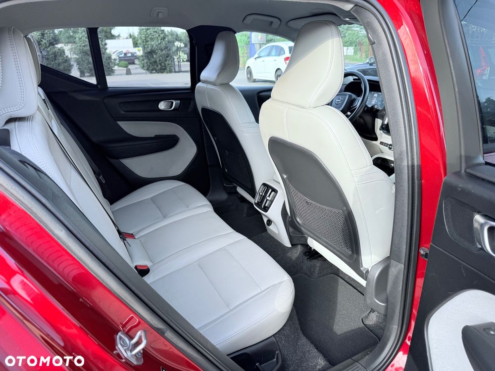 Volvo XC 40 - 13