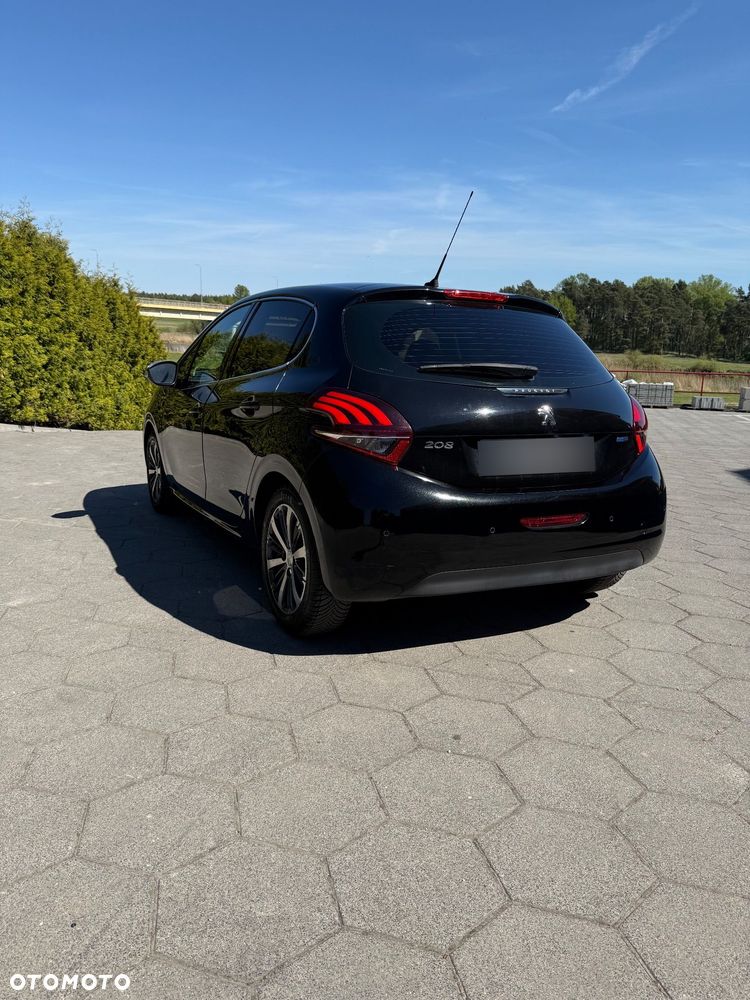 Peugeot 208 PureTech 82 Allure - 3