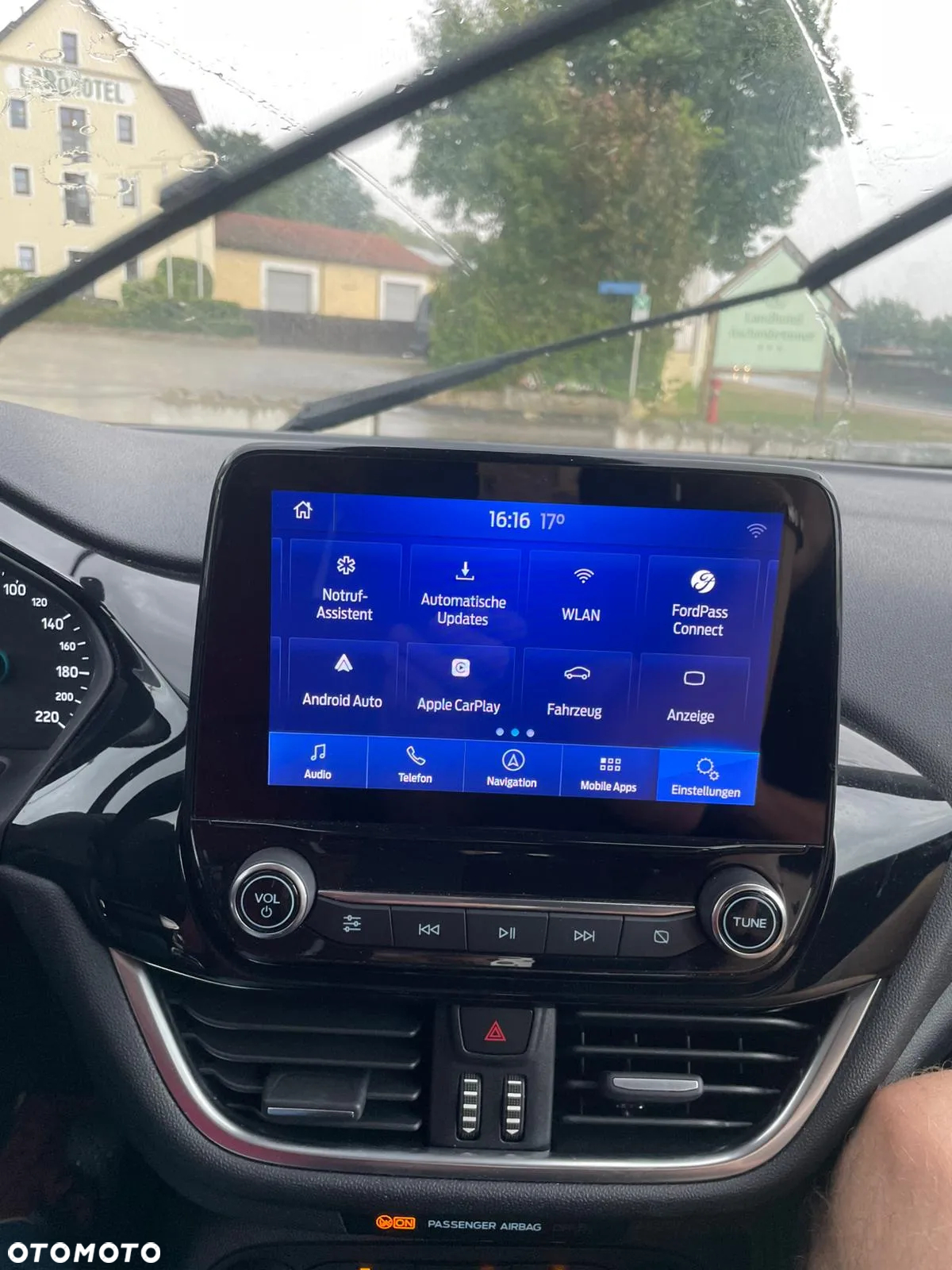 Ford Fiesta - 9