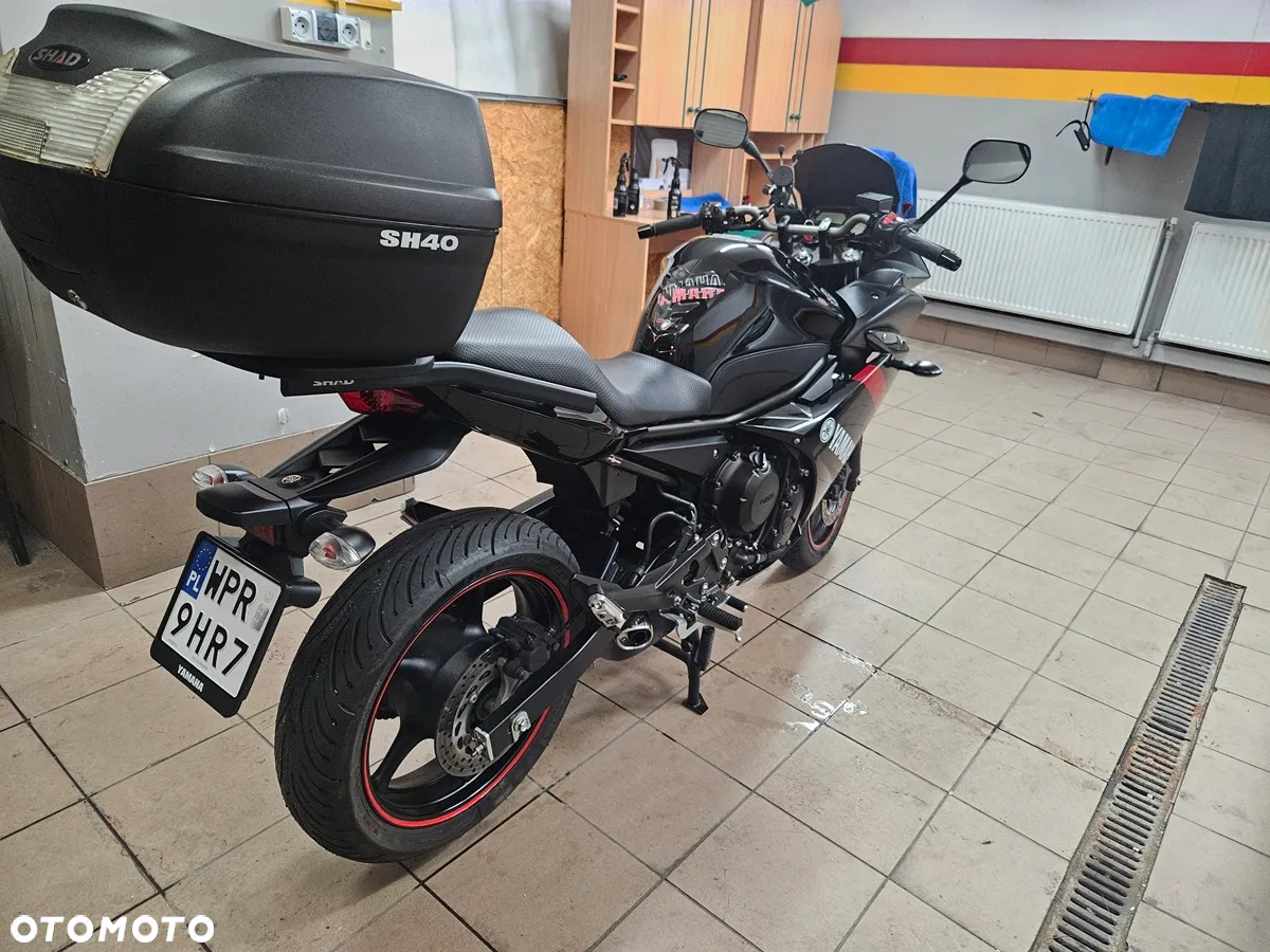 Yamaha XJ - 6