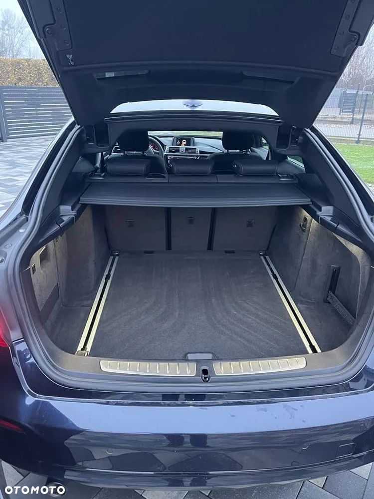 BMW Seria 3 318d Sport Line - 27