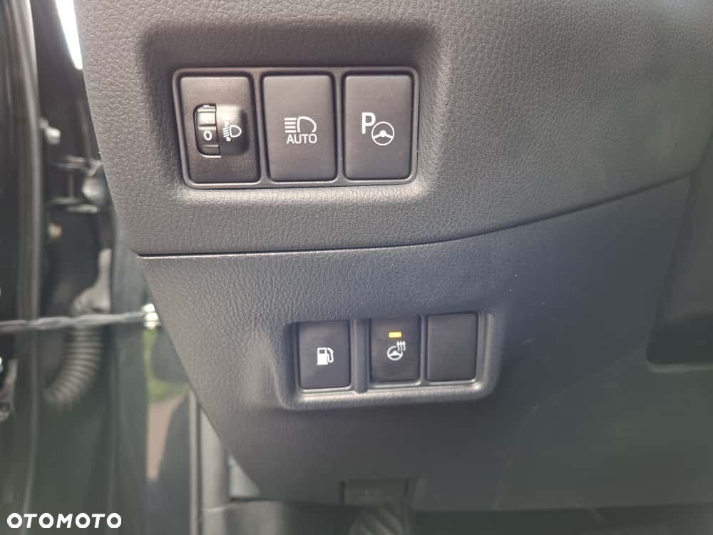 Toyota C-HR 2.0 Hybrid Executive - 13