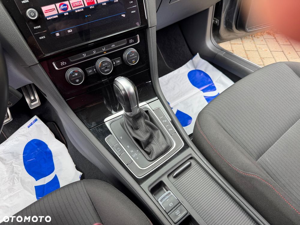Volkswagen Golf 1.6 TDI DSG Sound - 36