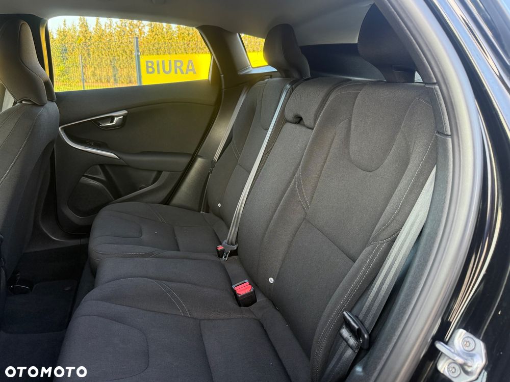 Volvo V40 - 22