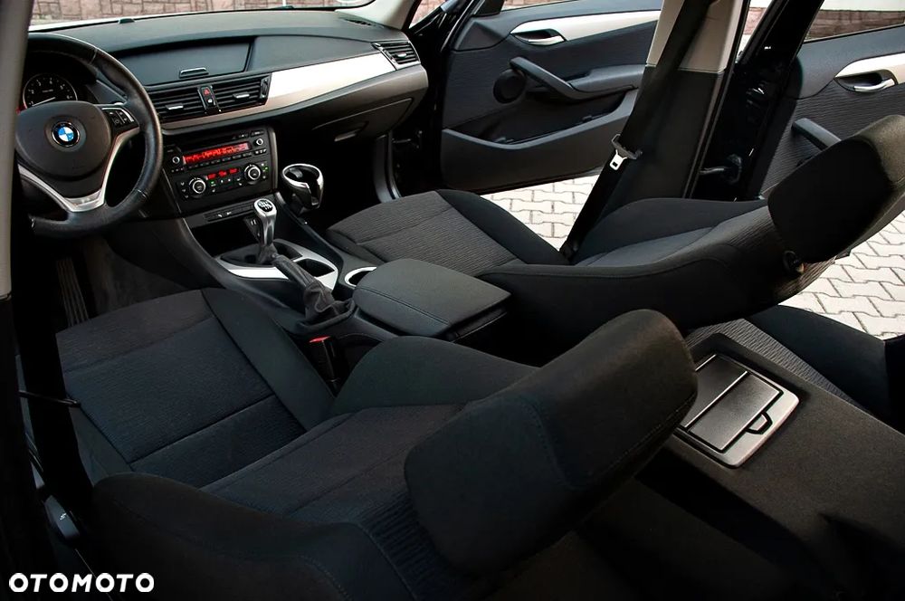 BMW X1 sDrive18i - 30