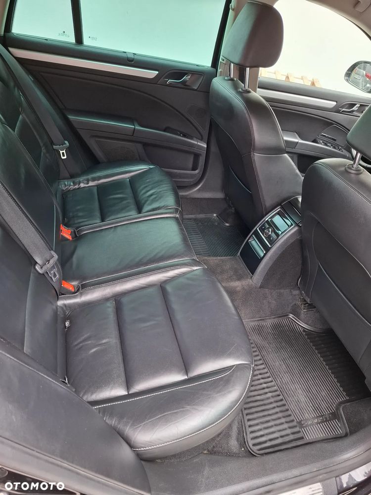 Skoda Superb 2.0 TSI Platinum DSG - 8