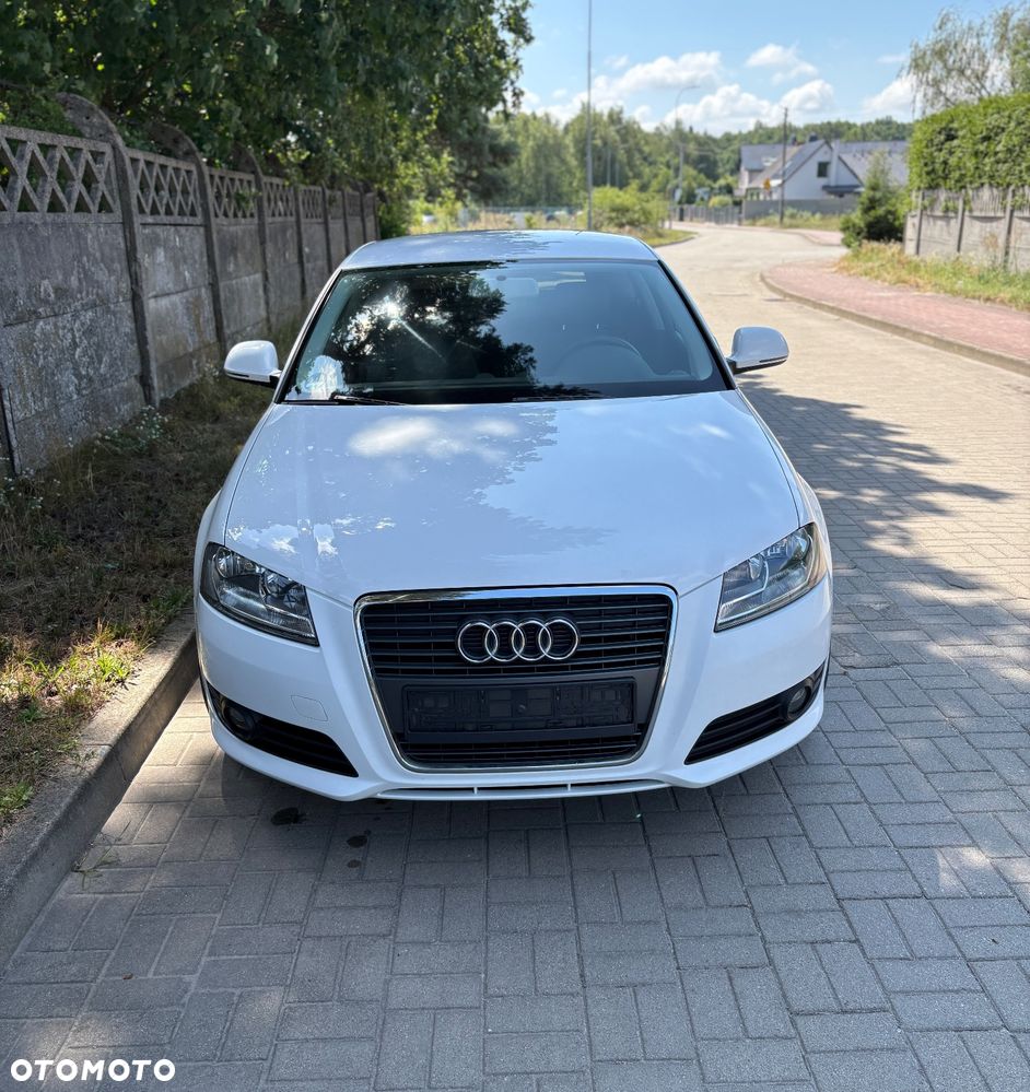Audi A3 3-drzwiowe 1.6 Ambiente - 10