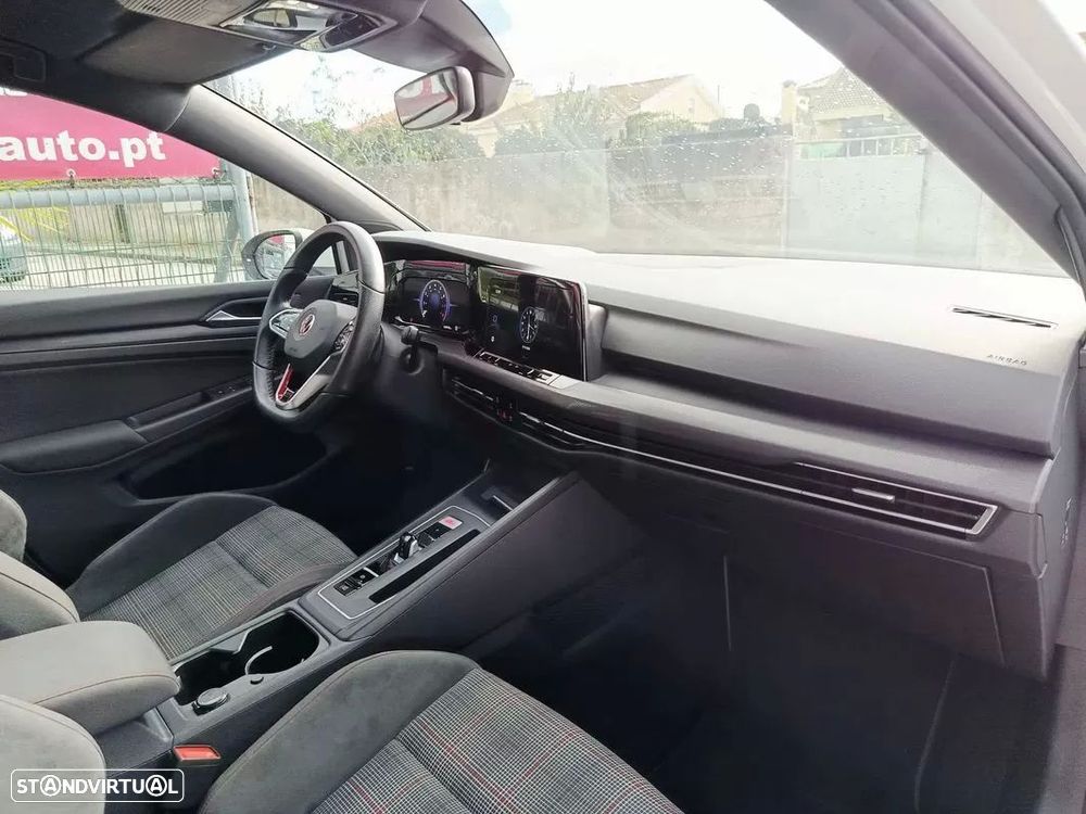 VW Golf 2.0 TSI GTI DSG - 18