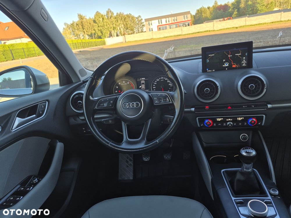 Audi A3 Sportback - 18