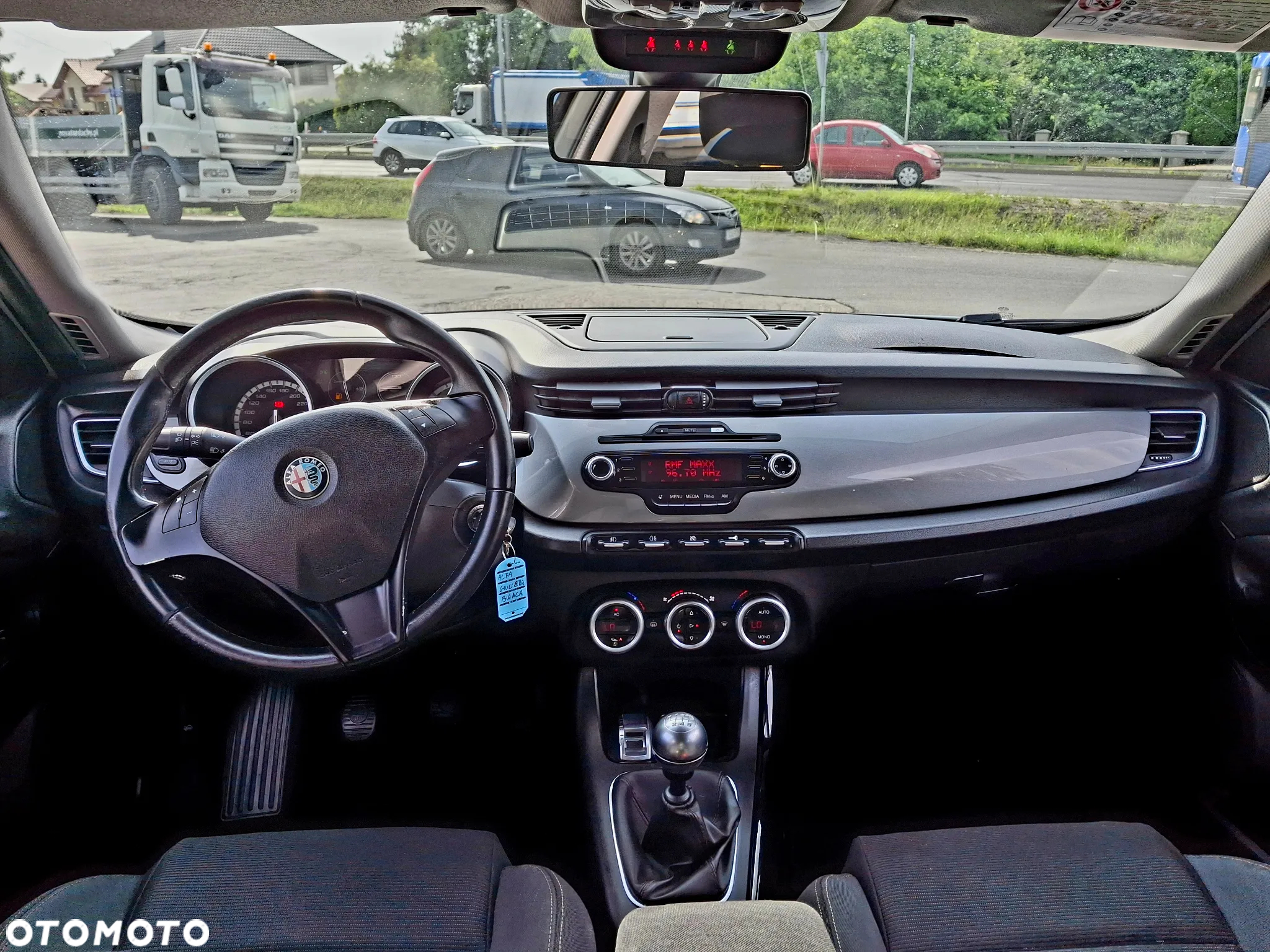 Alfa Romeo Giulietta 2.0 JTDM 16V - 9