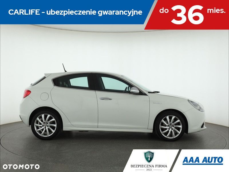 Alfa Romeo Giulietta - 8