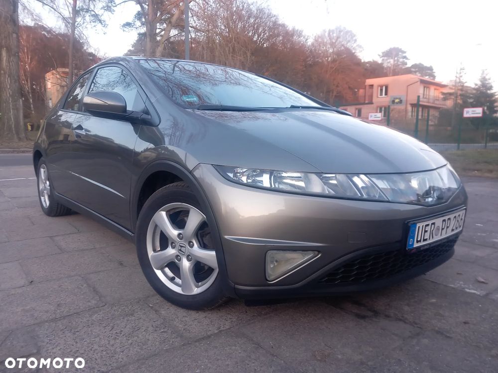 Honda Civic 1.4 i-VTEC Comfort - 11