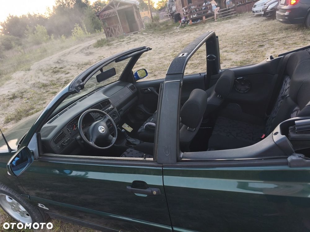 Volkswagen Golf Cabrio - 5