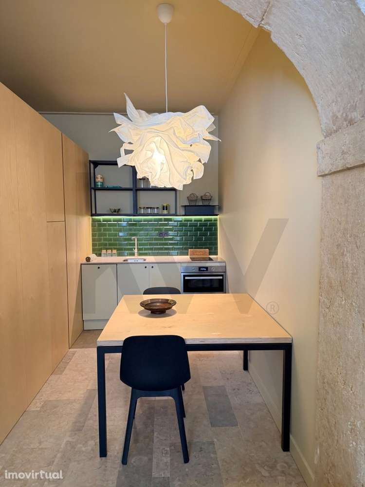 Estúdio/Loja convertida em T0 -  Rua de São Mamede, Lisboa - Grande imagem: 2/9