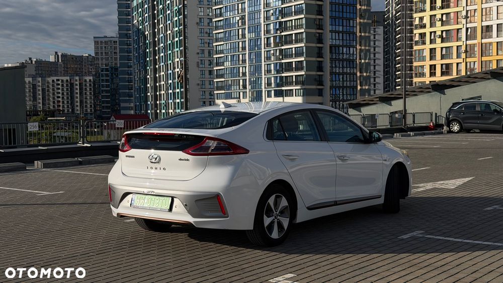 Hyundai IONIQ Electric Premium - 3
