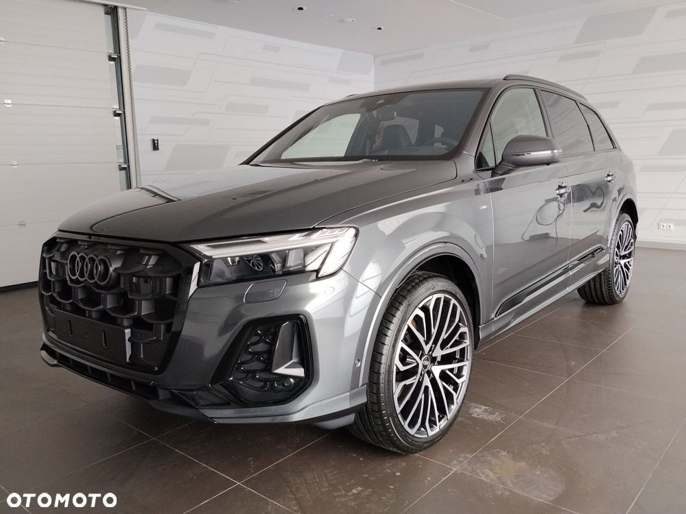 Audi Q7 - 1