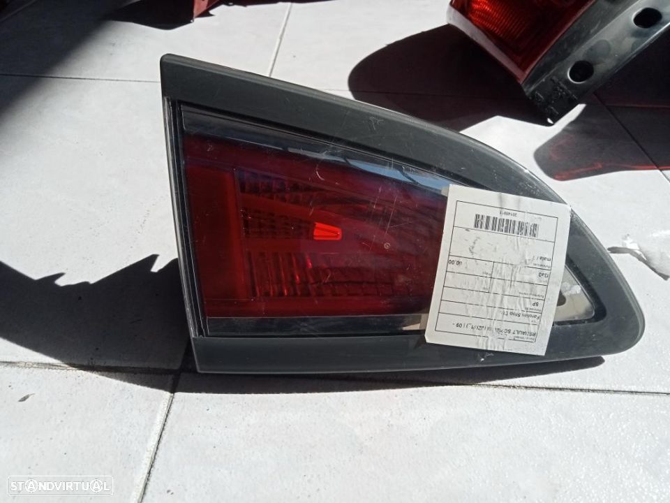 Farolim esquerdo da mala Renault Scenic III / 265551471R - 1
