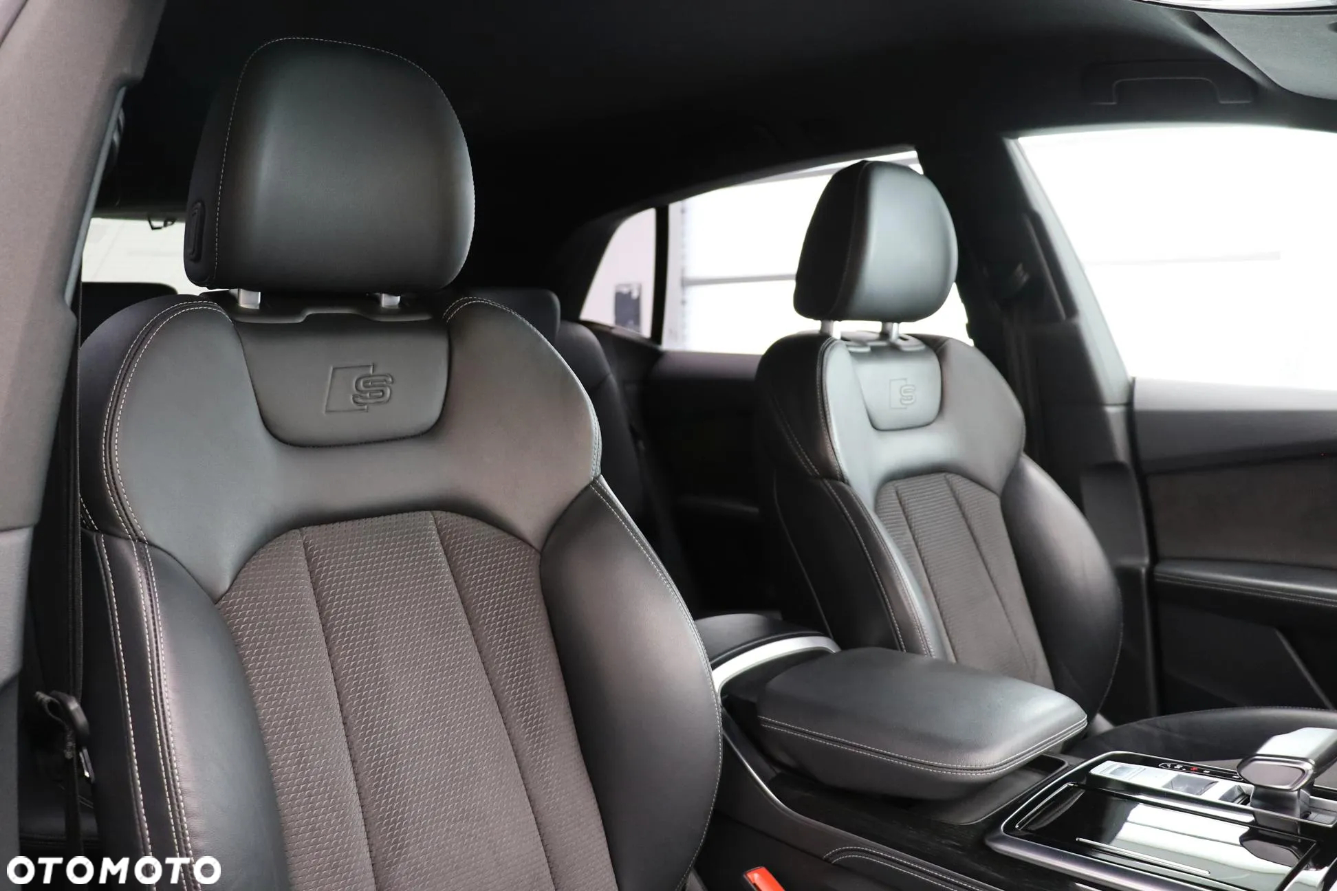 Audi Q8 - 15