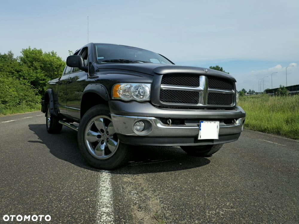 Dodge RAM - 1