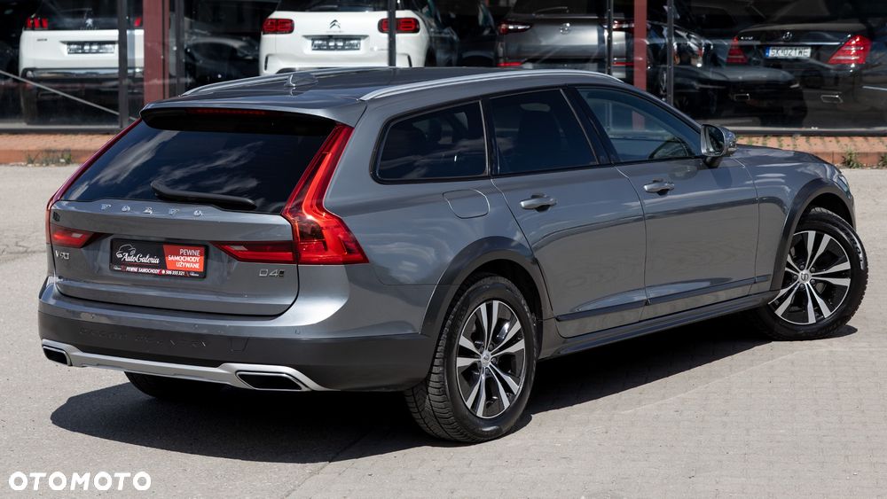 Volvo V90 Cross Country D4 AWD Geartronic Pro - 8
