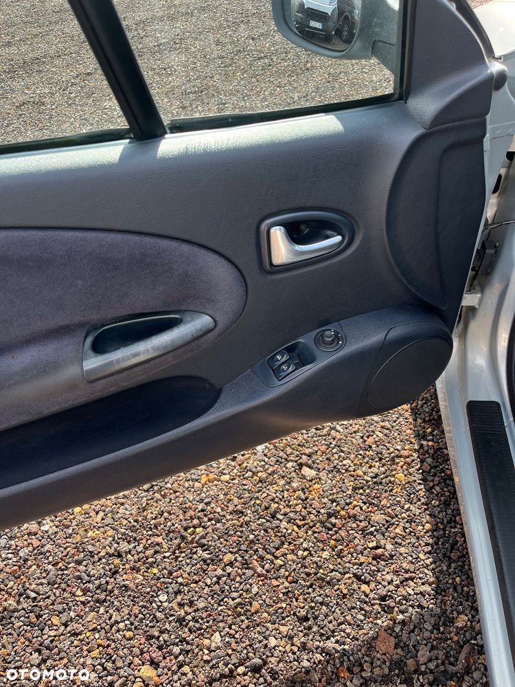 Renault Megane 1.6 - 14
