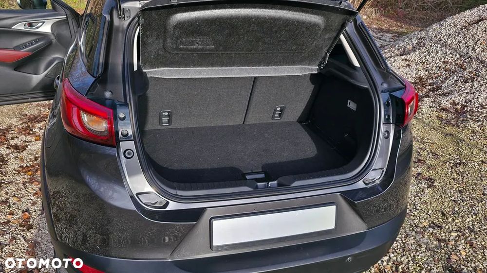 Mazda CX-3 SKYACTIV-D 105 FWD Sports-Line - 37