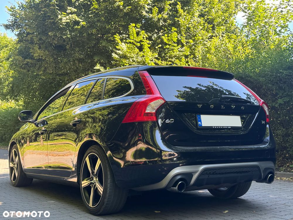 Volvo V60 T4 R-Design - 7