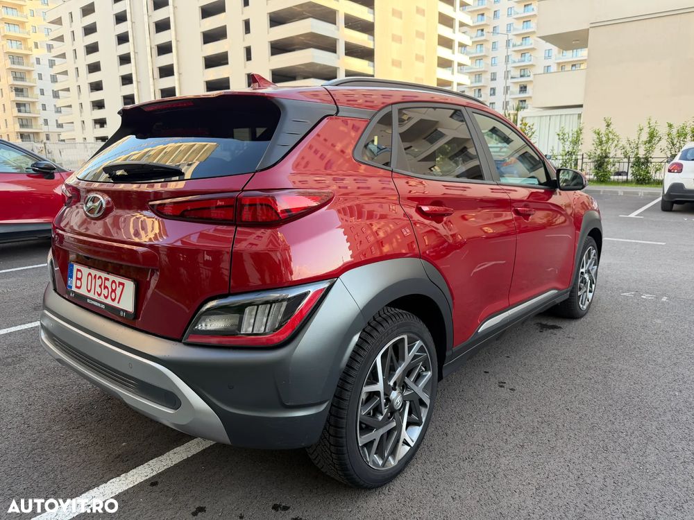 Hyundai KONA - 8