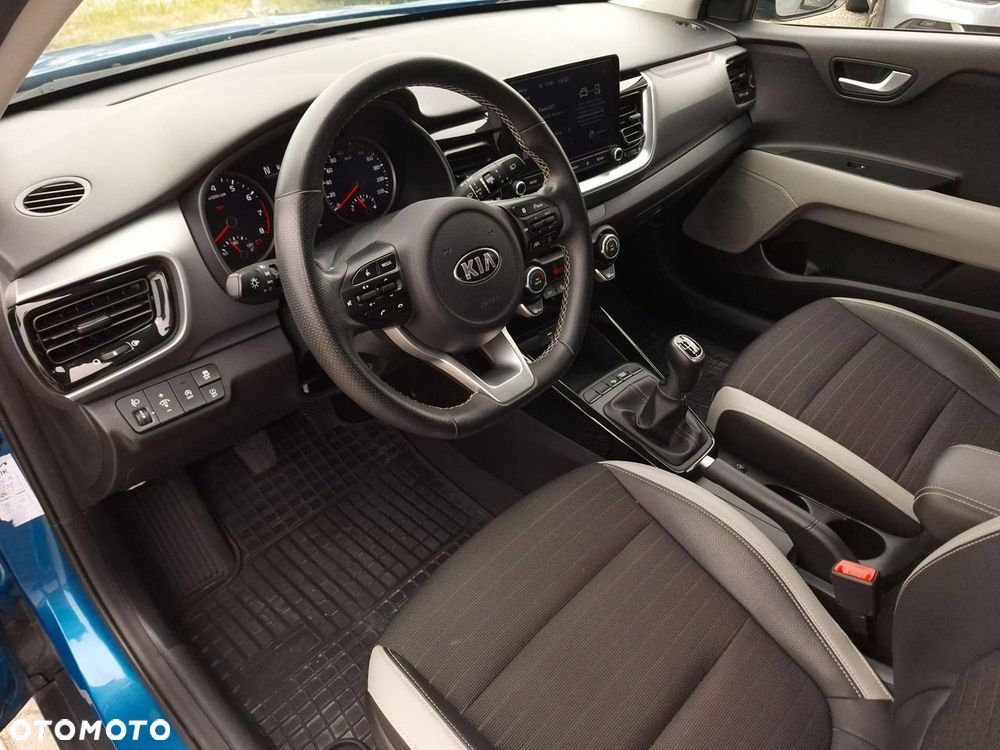 Kia Stonic 1.0 T-GDI L - 10