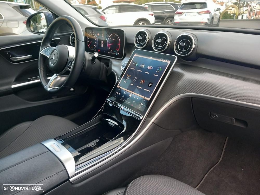 Mercedes-Benz C 220 - 10