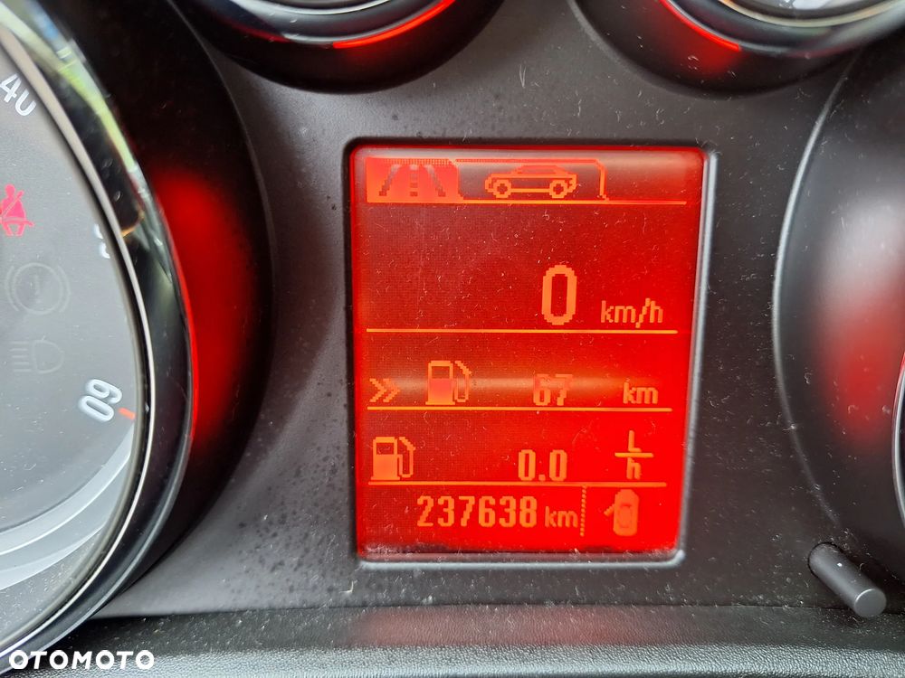 Opel Astra 1.7 CDTI Cosmo - 22