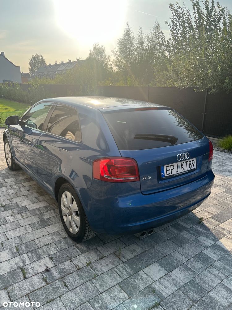 Audi A3 3-drzwiowe 2.0 TDI DPF Attraction - 5