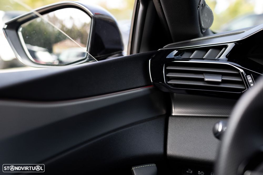 Peugeot 408 225 e-EAT8 GT - 36